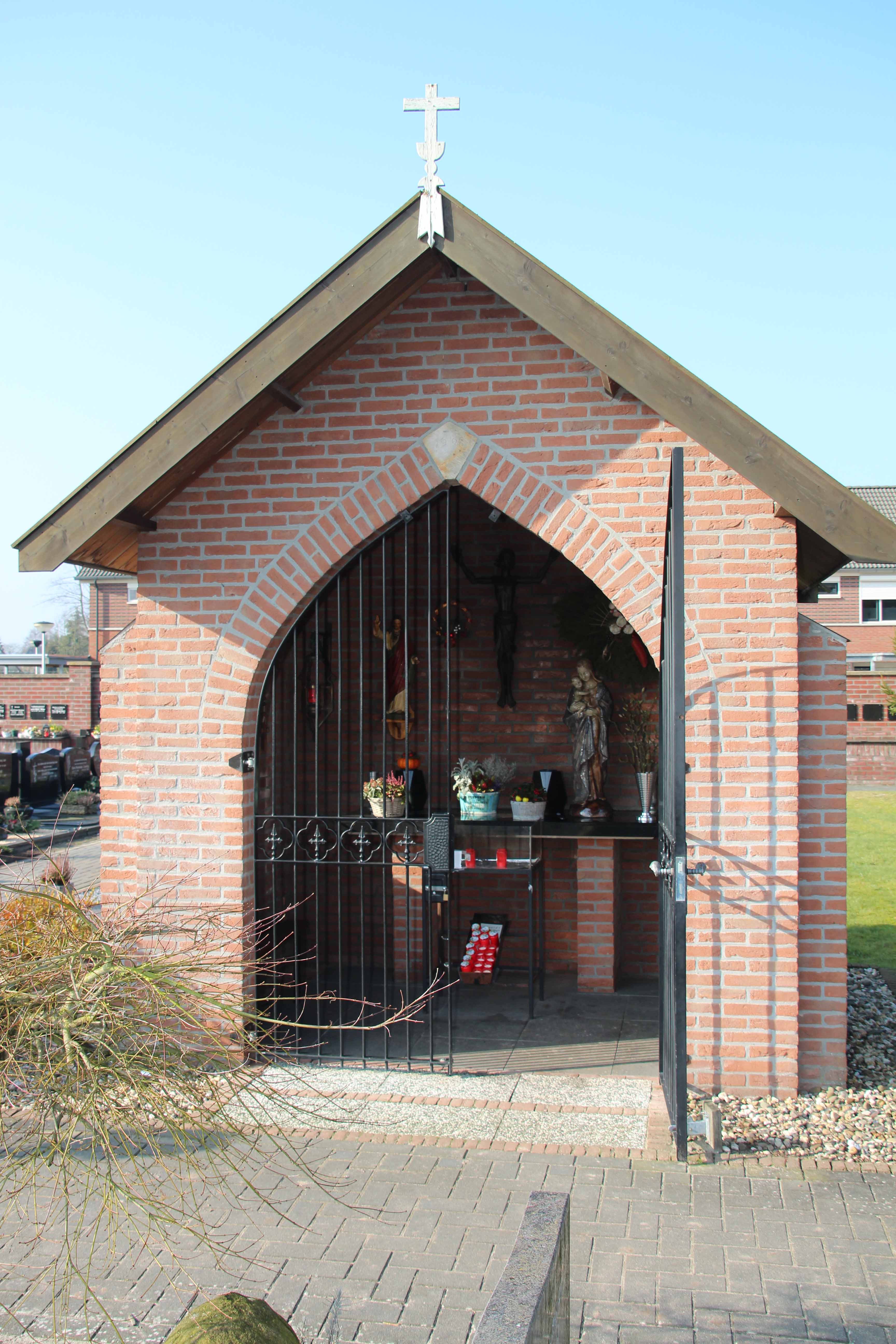 112. Kapel op het kerkhof aan Bultsbosweg in Glanerbrug